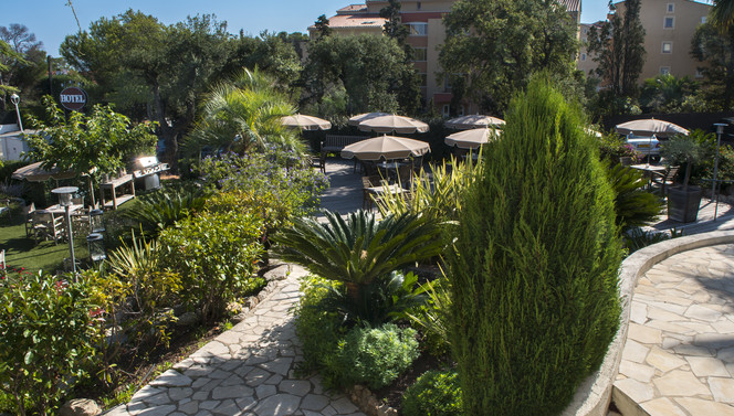Triple Garden